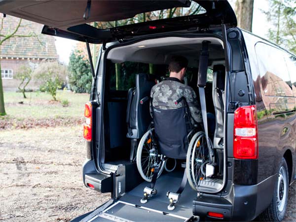Citroen-Spacetourer-Citroen-Jumpy-Combi-piano-ribassato-Family-L2-LS-L2-SF-L3-SF-5