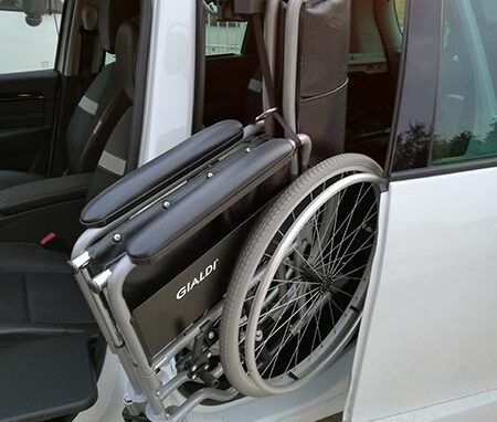 Imbarco-della-carrozzina-emilia-romagna